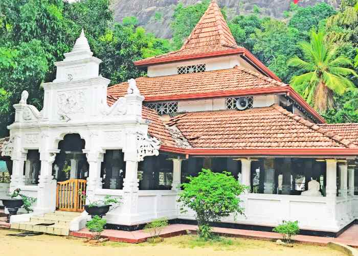 El Kurunegala Athkandha Viharaya 1 Athkandawiharaya (4)